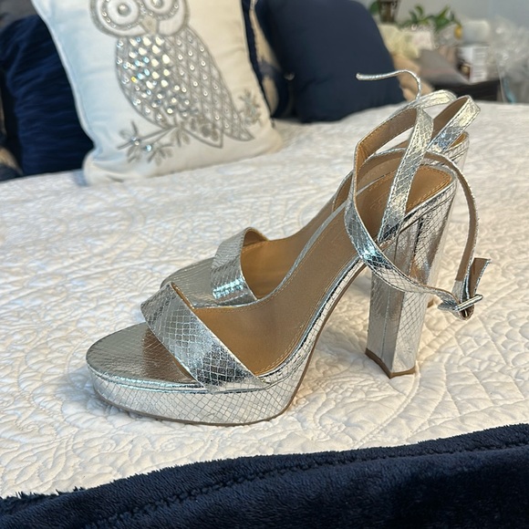 ASOS Shoes | River Island platform heeled sandal in silver - Picture 2 of 8